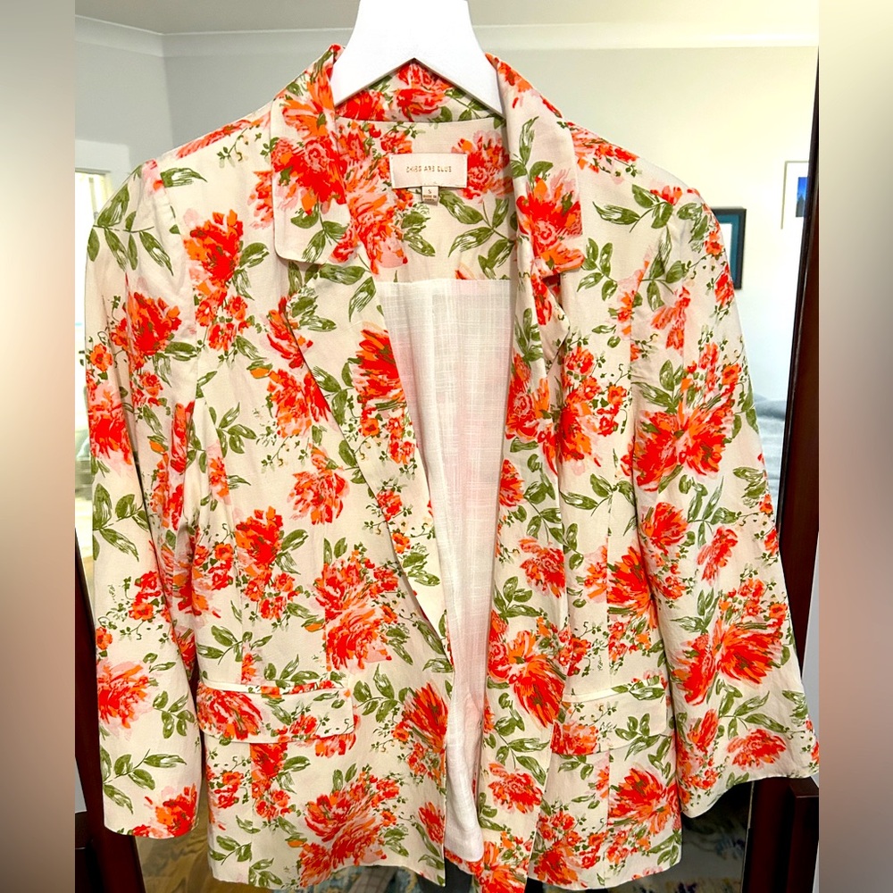 Skies Are Blue floral blazer Size Small; Excellent condition